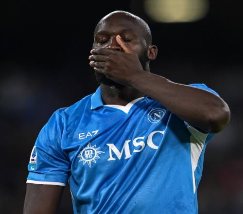 阿森纳球迷,西汉姆赛前,集会,世界杯预选赛,2026世界杯,预选赛赛程,足球赛事,最新消息